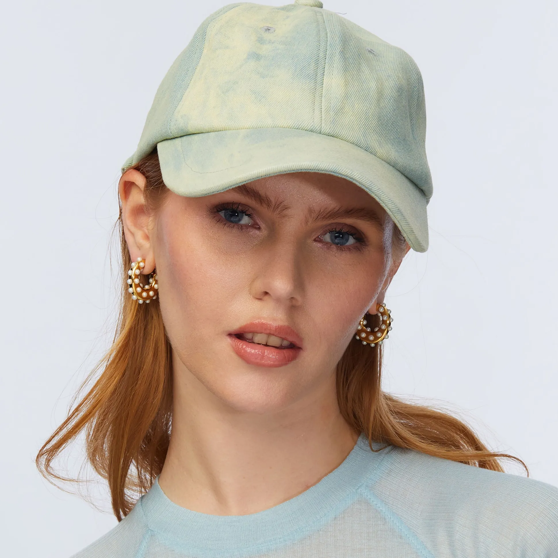 FADED DENIM BOW EMBELLISHED DENIM BASEBALL CAP