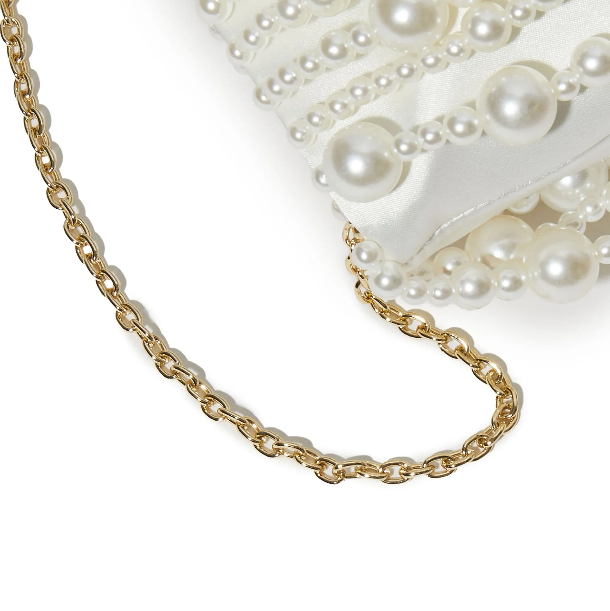 IVORY PEARL WILLOW BEADED CLUTCH