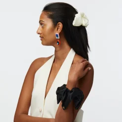 IVORY SQUARE SILK SCRUNCHIE