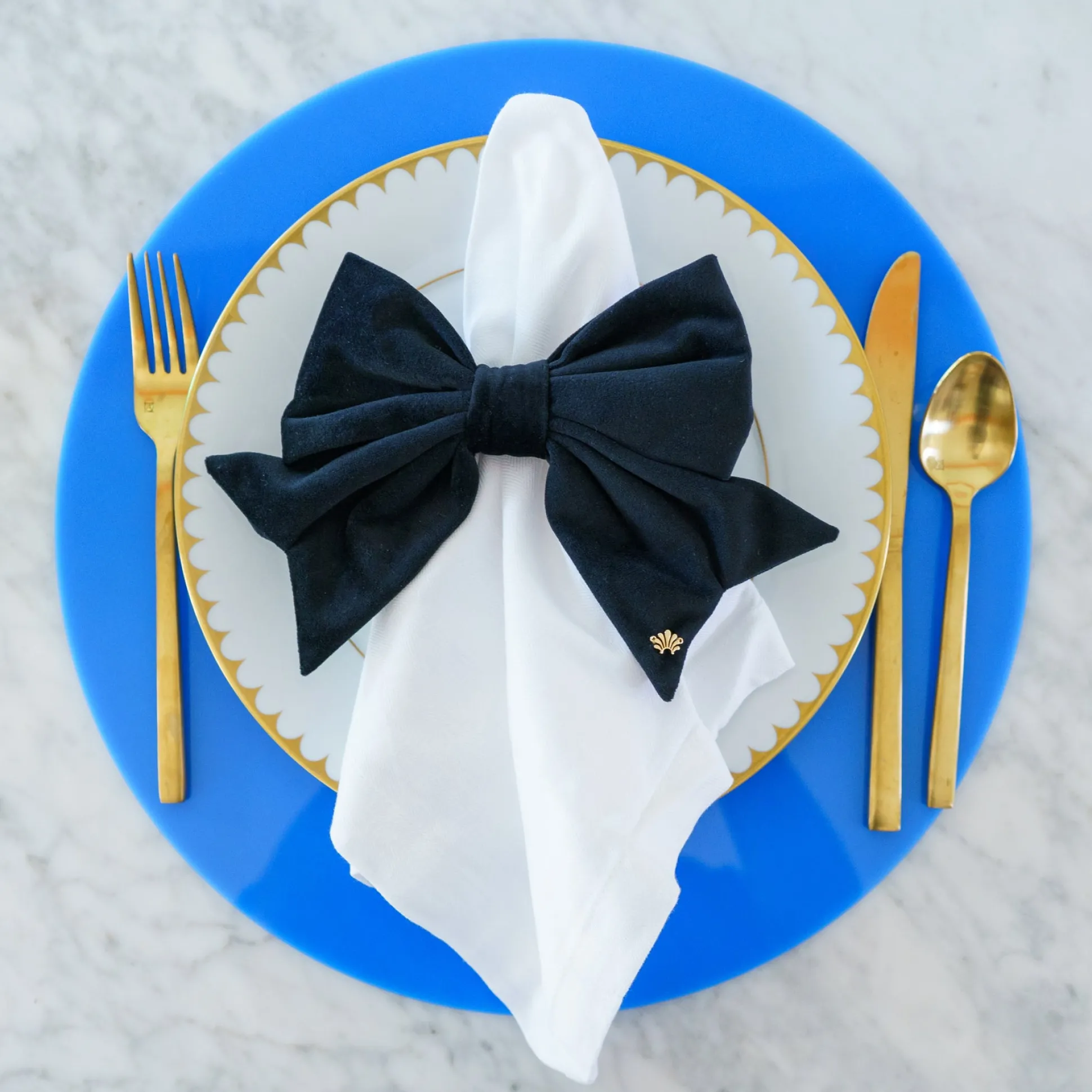 JET SET OF 4 VELVET BOW NAPKIN RINGS
