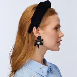 JET SMALL CRYSTAL LILY EARRINGS