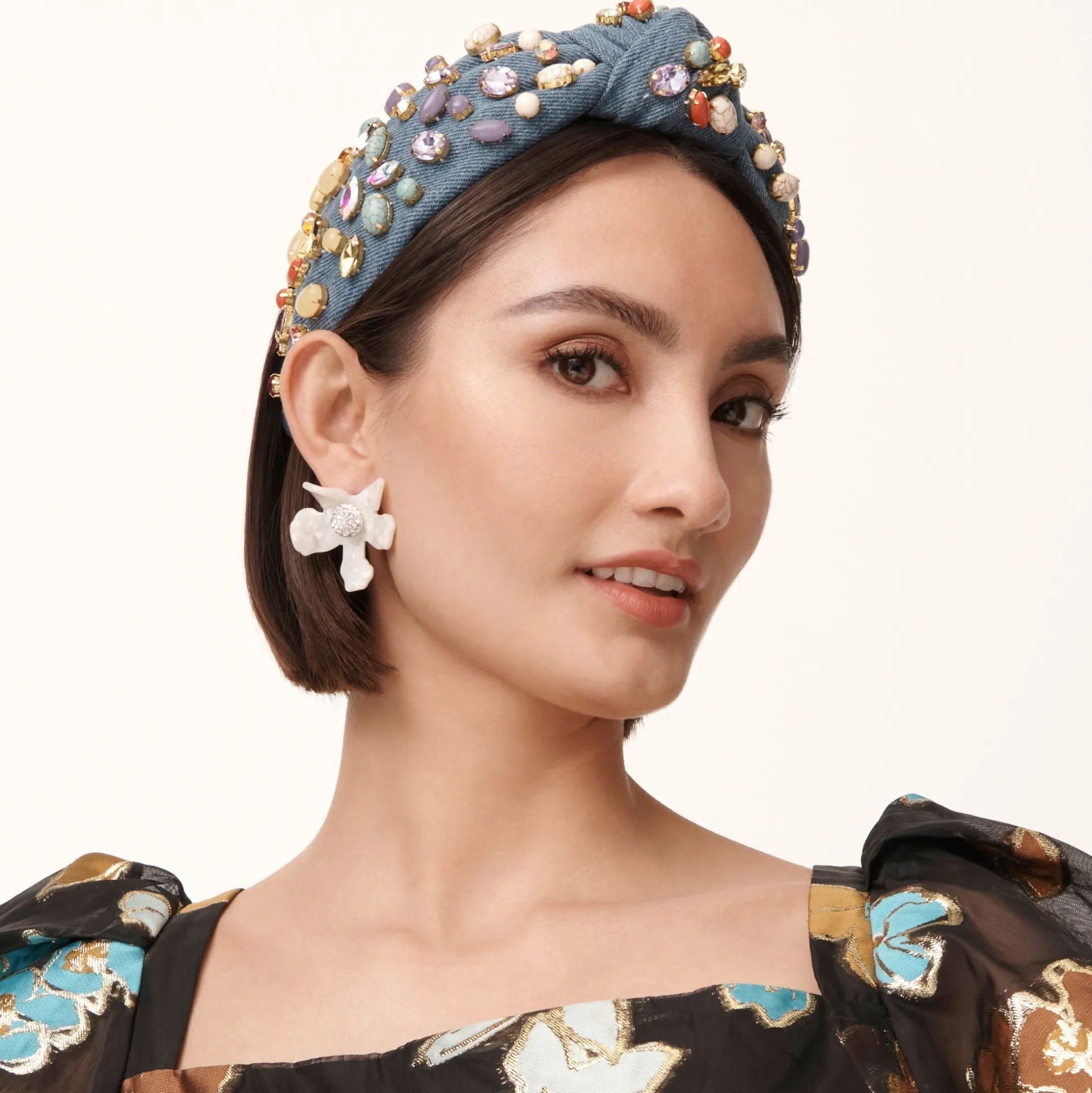 MOTHER OF PEARL CRYSTAL LILY BUTTON EARRINGS