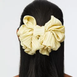 PALE YELLOW RITA CLAW CLIP